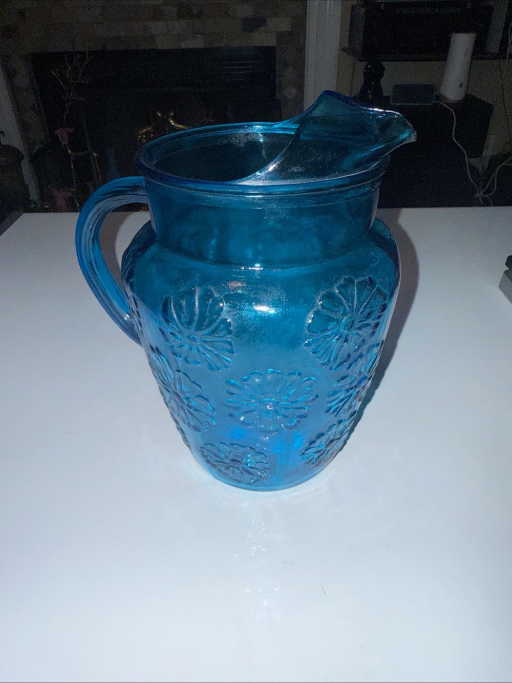 Vtg Anchor Hocking Blue Glass Rainflower Pitcher